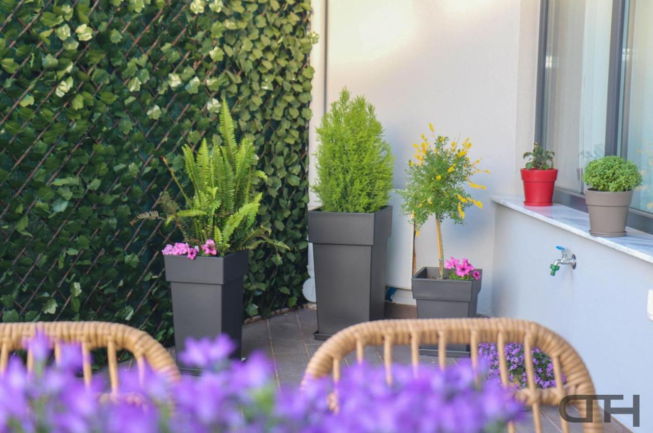 Luxury 80M2 Apartment With Balcony Downtown テッサロニキ エクステリア 写真